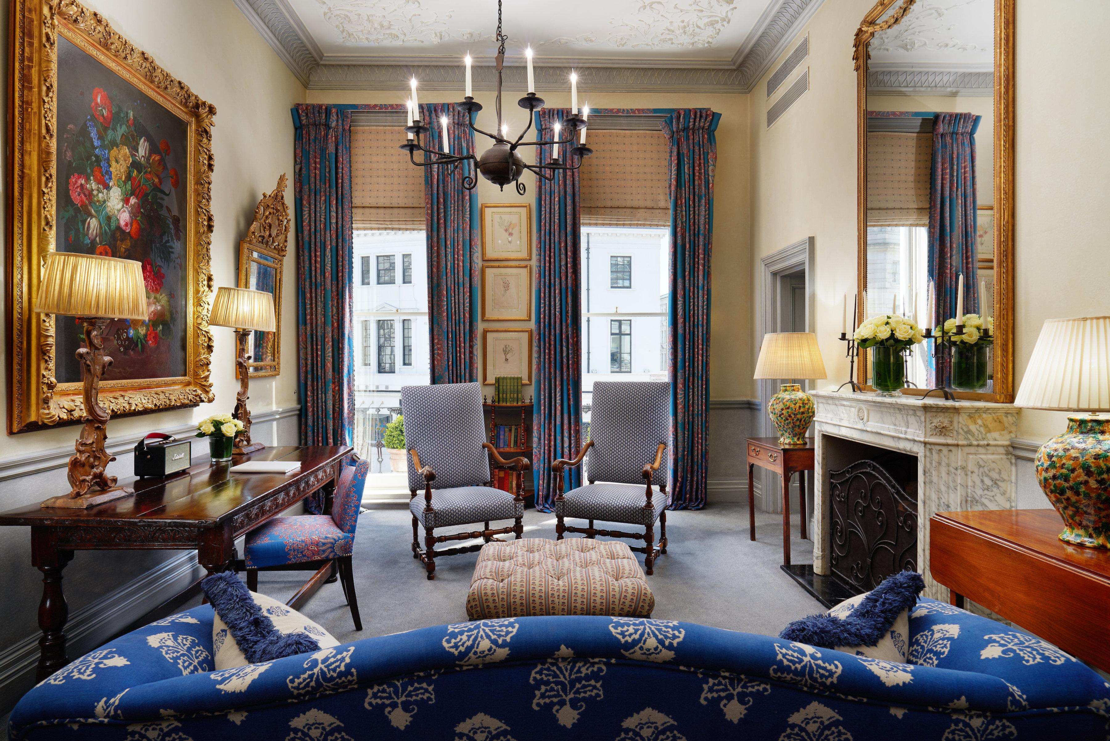 The Pelham London - Starhotels Collezione Exterior photo The living room of a suite at the hotel